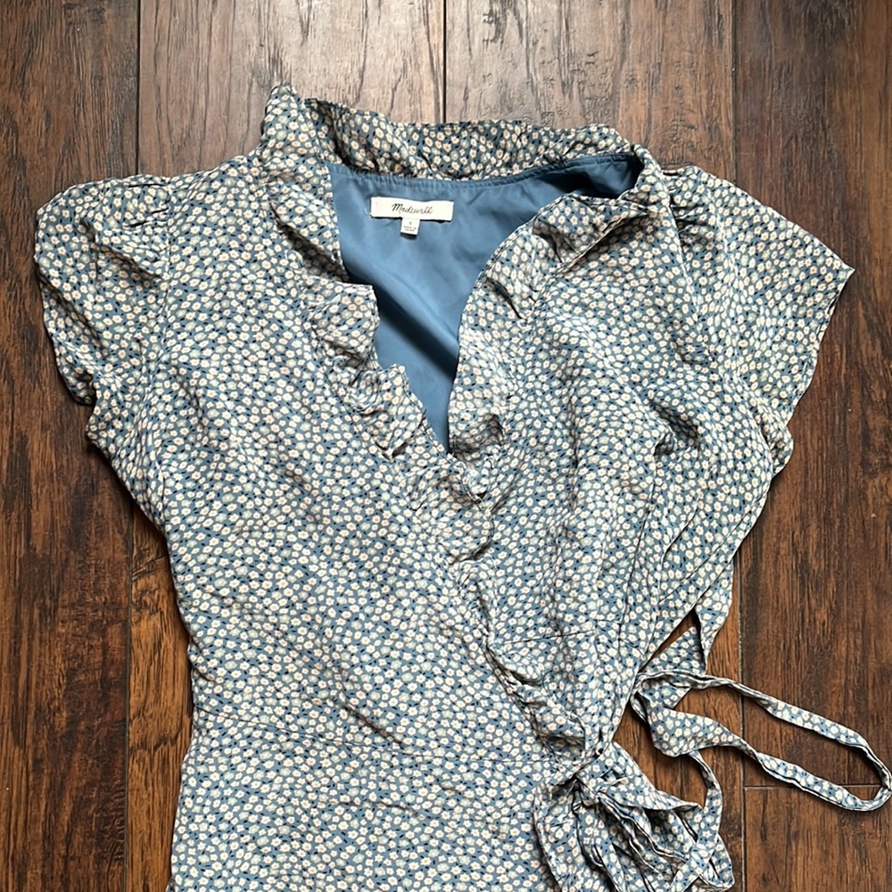 Madewell Silk Ruffle-Edge Wrap Bitsy Floral Dress - Picture 5 of 10